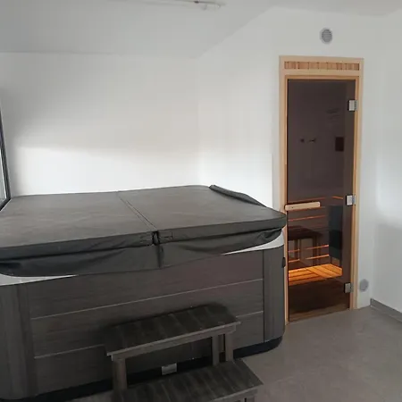 Sea View Penthouse Universal Residences Appartement