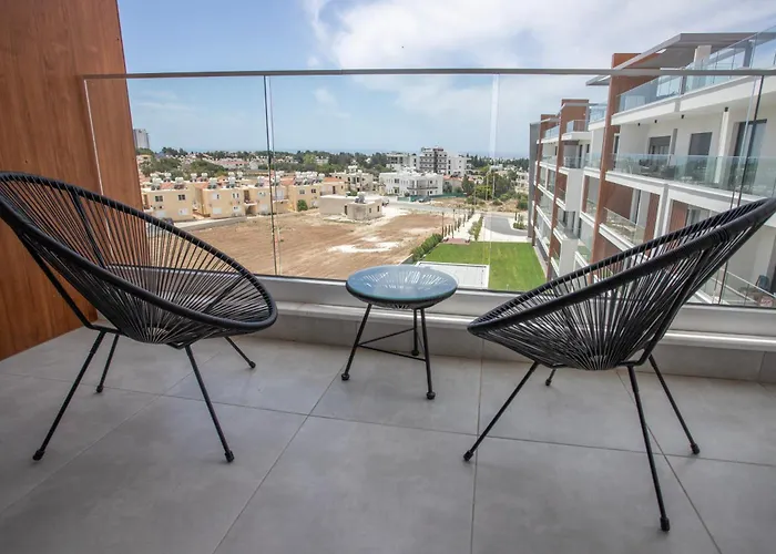 Sea View Penthouse Universal Residences *