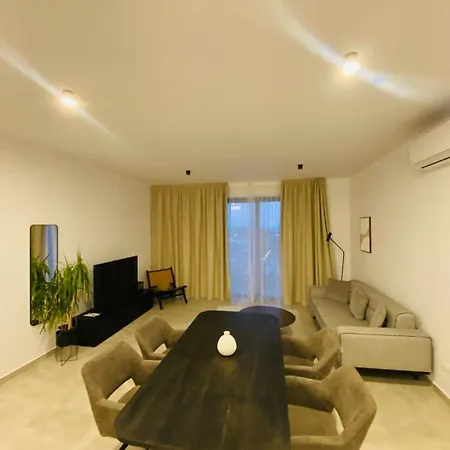 Апартаменты Sea View Penthouse Universal Residences *