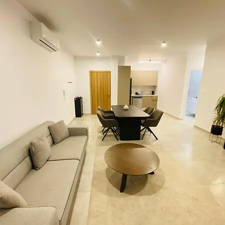 Sea View Penthouse Universal Residences Апартаменты *