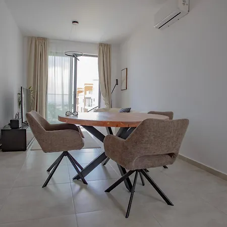 Апартаменты Sea View Penthouse Universal Residences