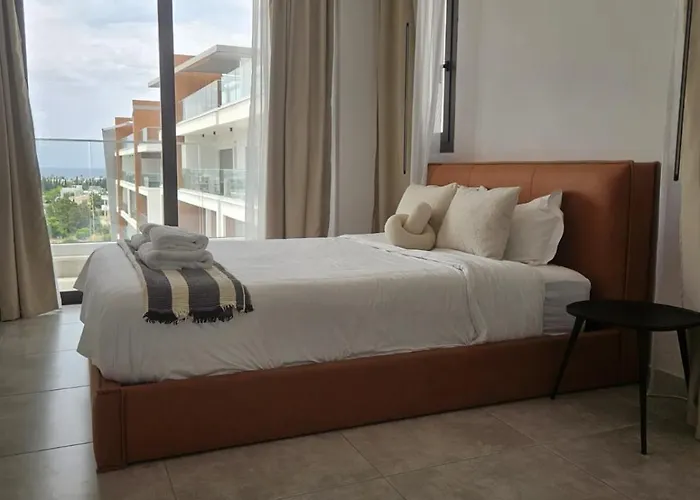 Sea View Penthouse Universal Residences