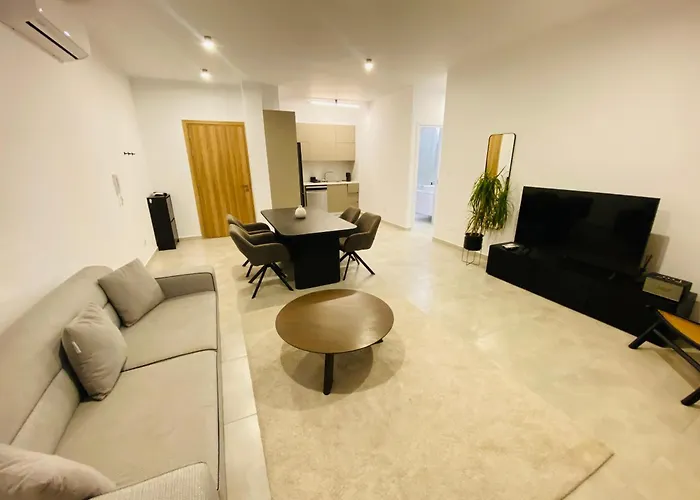 Sea View Penthouse Universal Residences * Pafos