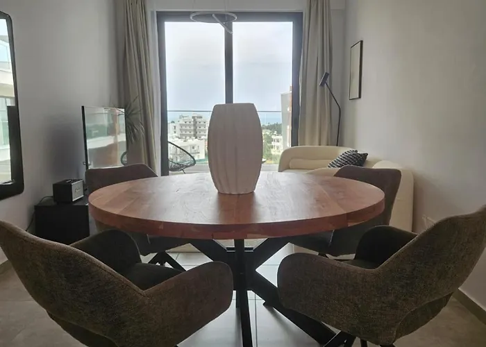 شقة Sea View Penthouse Universal Residences