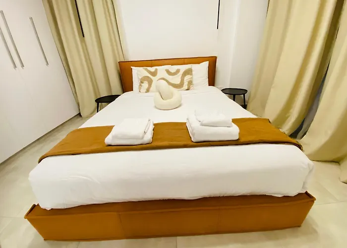 Sea View Penthouse Universal Residences بافوس