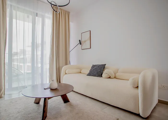 Sea View Penthouse Universal Residences *